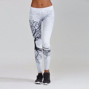 Athletic leggings with Tree print
